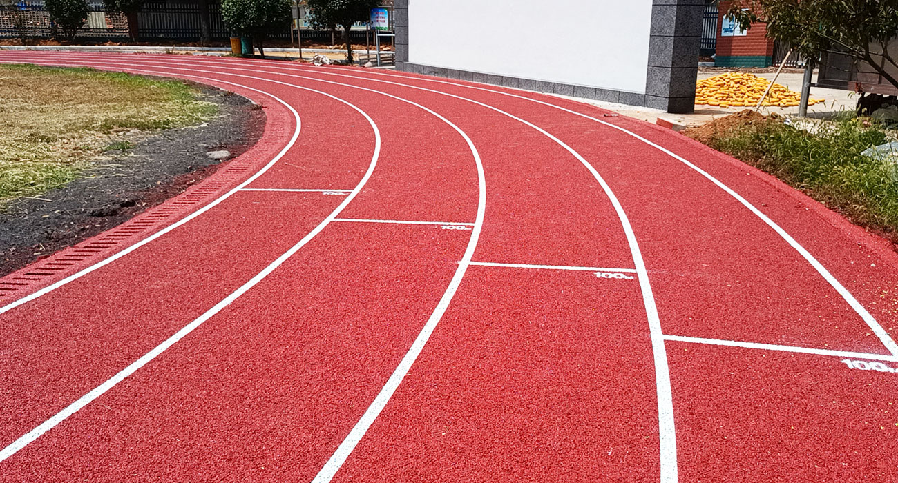 湖南临澧县透气型跑道1340方